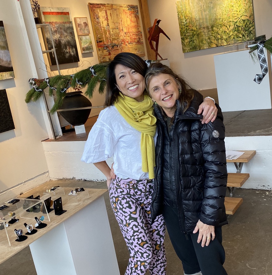 Click here to view The Art of Present 2019 - VW Gallery, USA by Silvana LaCreta Ravena