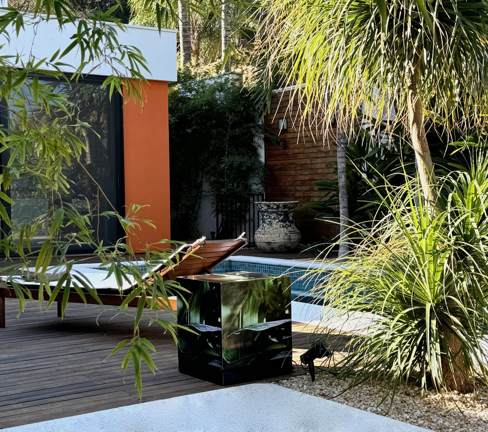 Click here to view    Art Luzes Da Floresta Cubos - Jardim by Silvana LaCreta Ravena